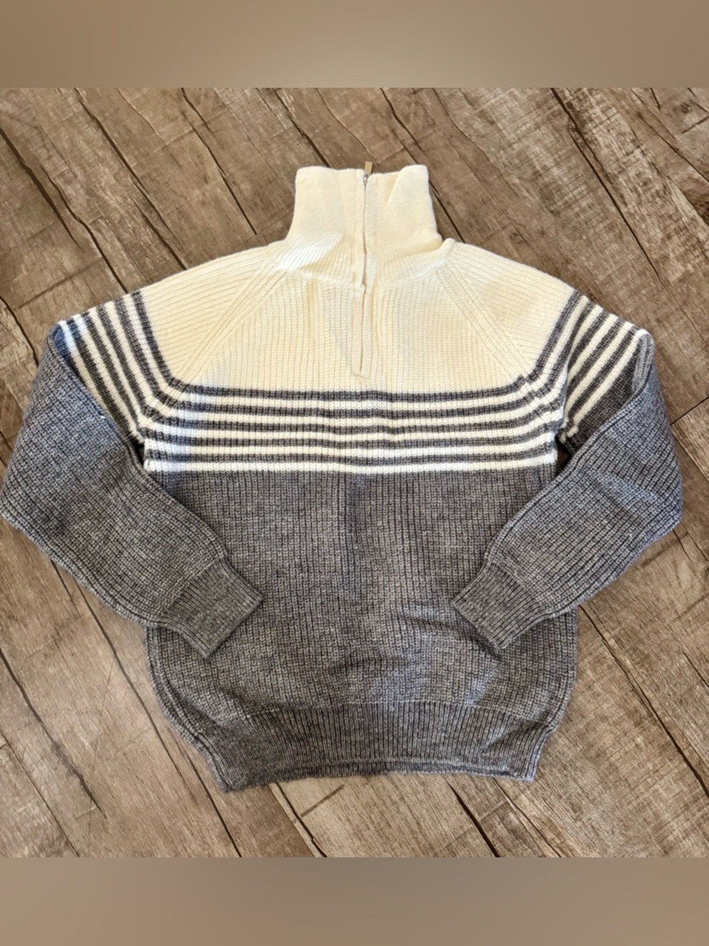 NWOT Boys Quarter Zip Sweater Gray White Knit Size 11-12 (170) Cotton Cashmere B